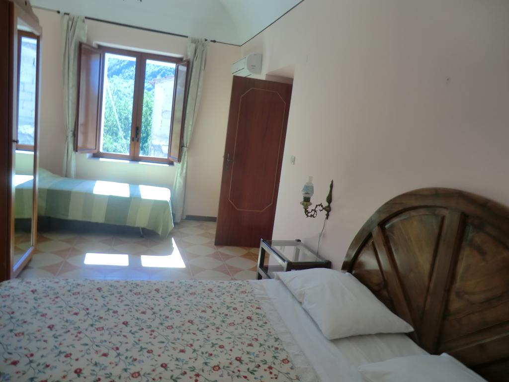 Agriturismo Mare E Monti Guest House Tramonti Phòng bức ảnh